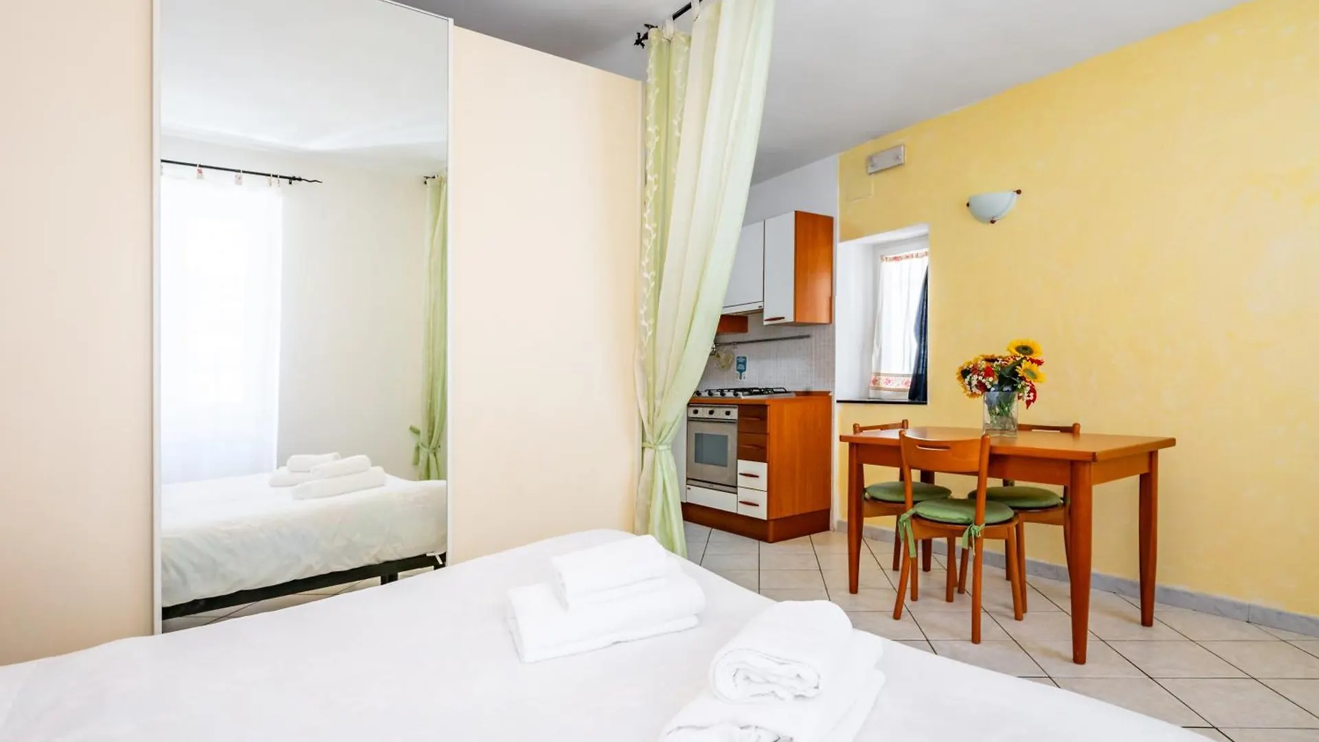 La Perla Di Rio Apartment With Terrace Риомаджиоре